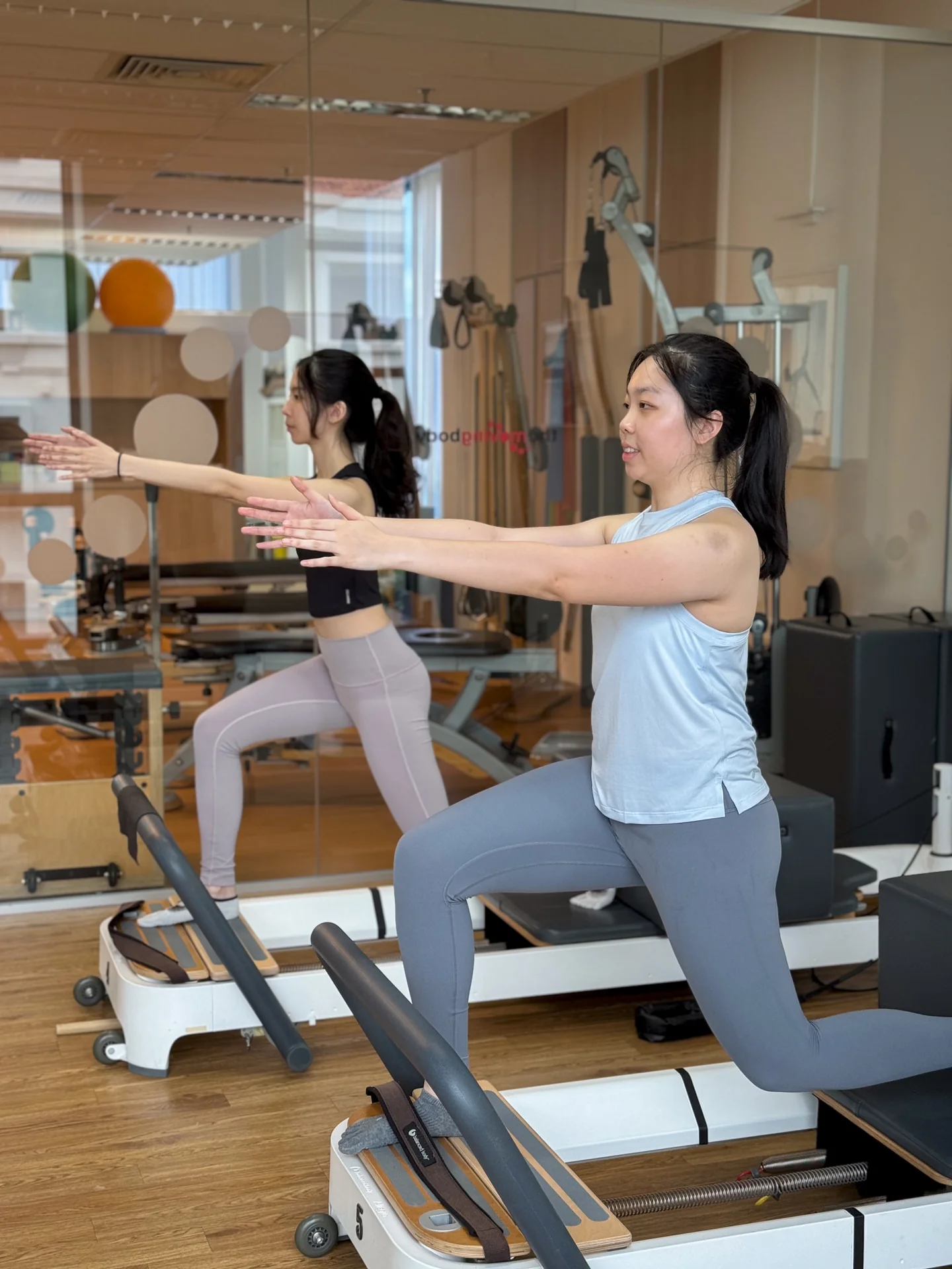 Emily & Amanda - Thumbnail 8